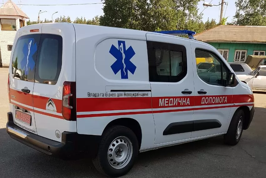 У Кропивницькому на один хороший автомобіль швидкої допомоги побільшало, фото 8