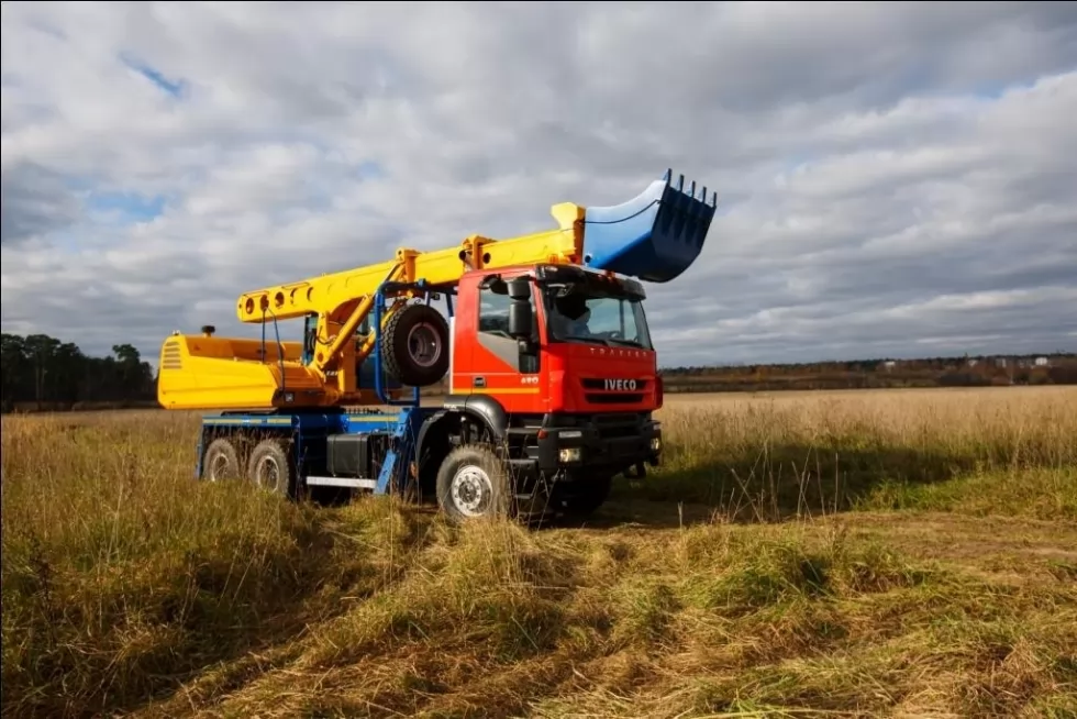 В асортименті - екскаватори-планувальники UDS (Словаччина), фото 13