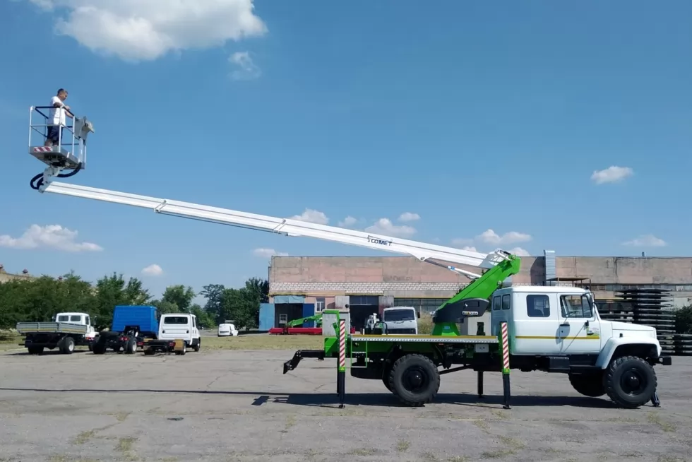 Рівнообленерго купив автовежу Comet 18 на повнопривідному шасі ГАЗ-3308, фото 13