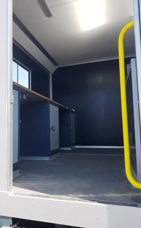 Для служб Полтаваобленерго виготовлено два нових бригадних автомобіляі на IVECO EUROCARGO ML 110 4Х4, фото 10