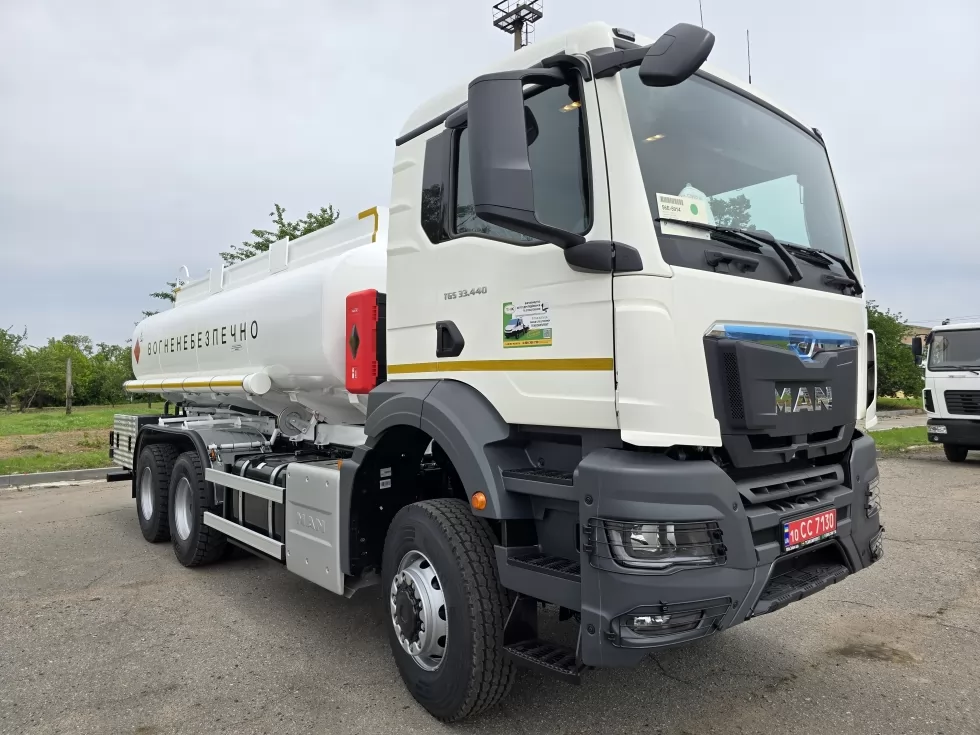 цистерна для олії 