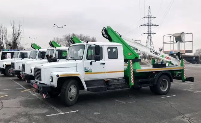 Одесаобленерго став власником великої партії автовишок Comet, фото 1