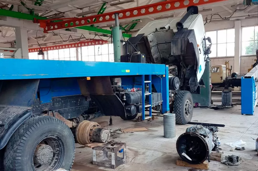 Виконано капітальний ремонт 28-метрової автовишки Socage, фото 12