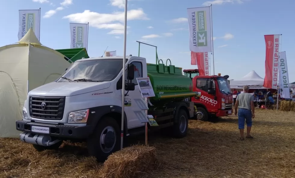 Завод спецтехніки Техкомплект успішно воював у Битві Агротитанів 2019, фото 8