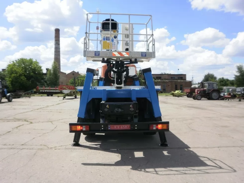 Нова модель автогідропідйомника 28 метрів на шасі КрАЗ 63221 6х6, фото 11