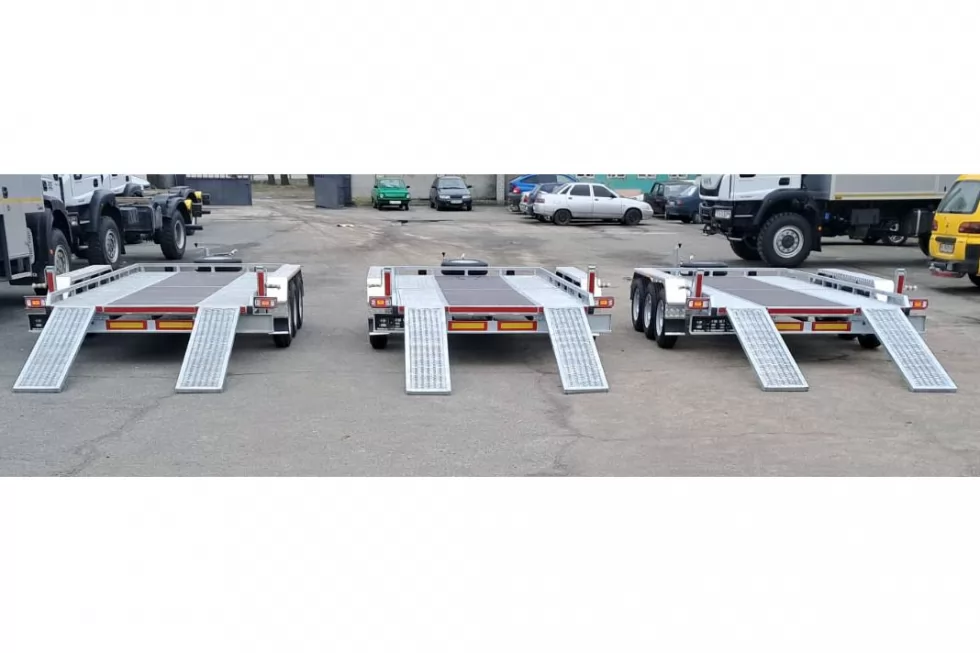 Виготовлено партію нових причепів для перевезення легкої будівельної техніки, фото 14