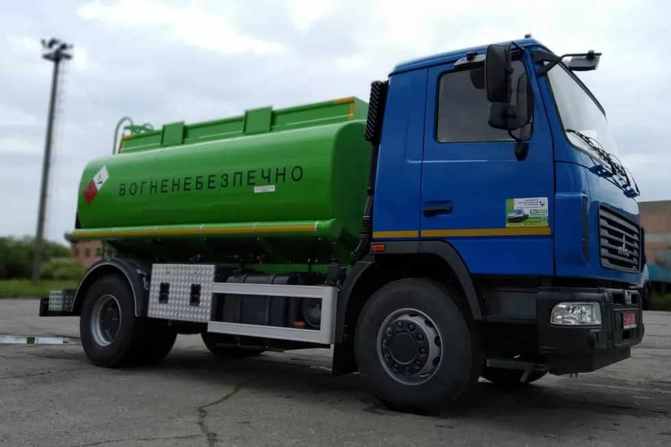 Черговий автопаливозаправник з об'ємом цистерни 10,5 м3 відправляється до покупця, фото 1