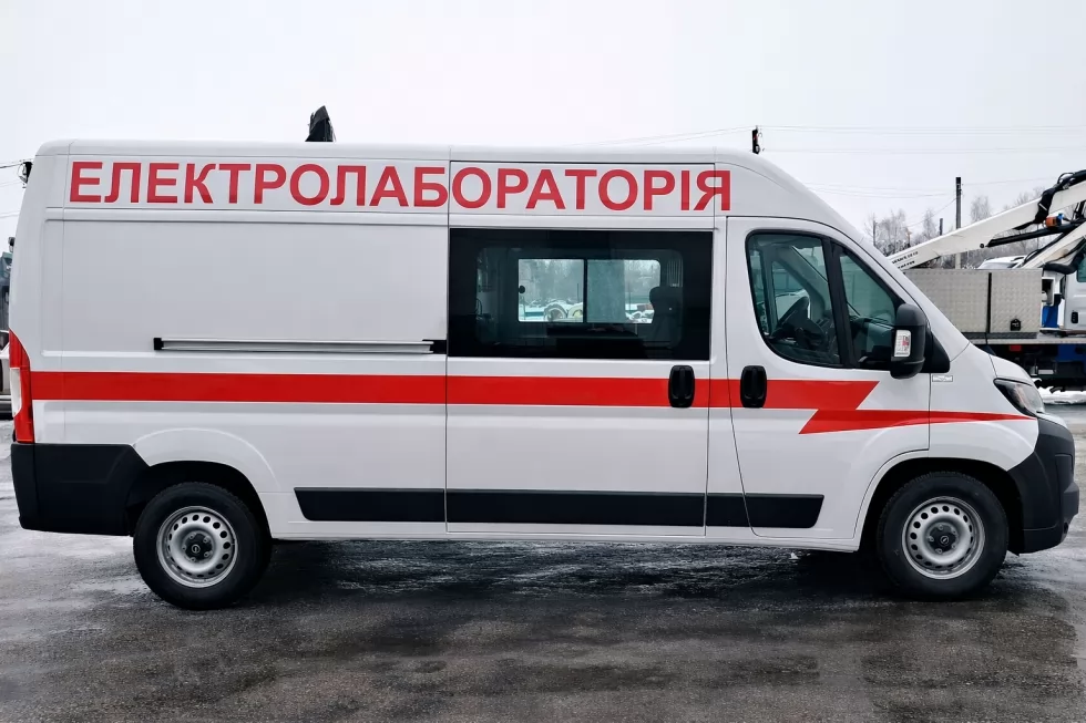 Мобільна лабораторія на базі OPEL MOVANO допомагає електрикам України, фото 7