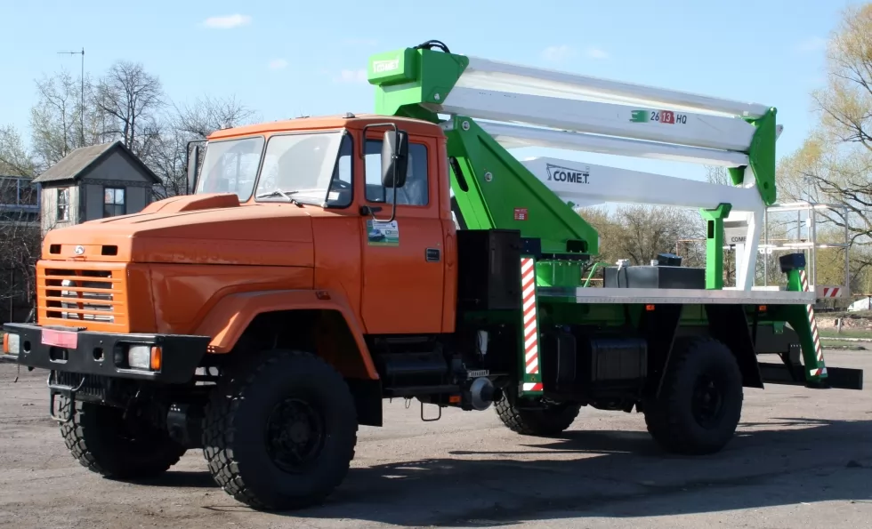Виконано монтаж автогідропідйомників Comet на шасі КрАЗ, фото 2