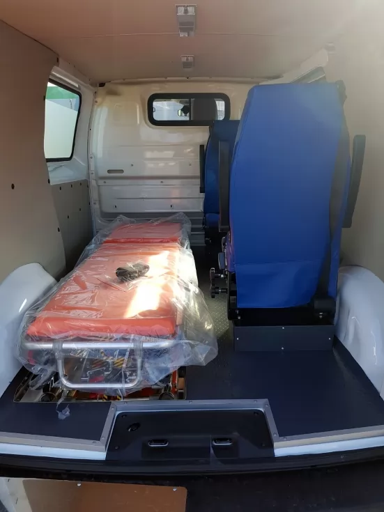 Техкомплект поставив у пологовий будинок Білої Церкви автомобіль швидкої медичної допомоги Citroen Jumpy, фото 3
