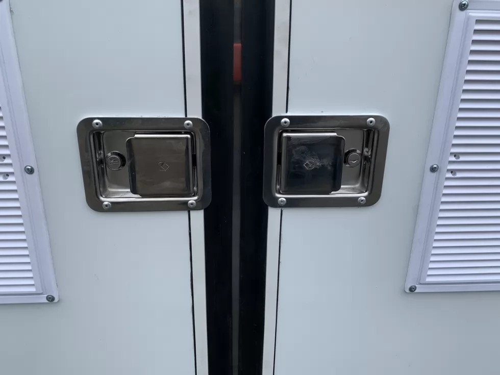 Кінологічна служба Нацгвардії отримала причепи для транспортування службових собак, фото 10