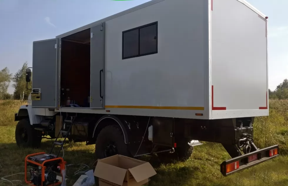 На базі КрАЗ-5233НЕ створено лабораторію для дослідження нафтових та газових свердловин, фото 1