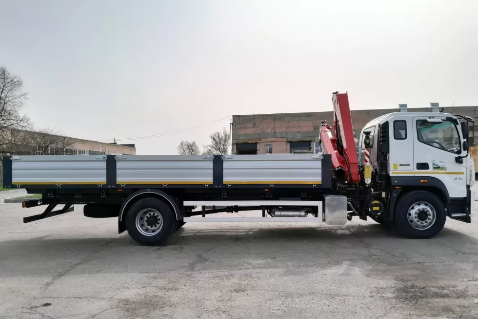 Виготовлено нову бортову платформу із краном-маніпулятором на базі FOTON Auman, фото 2