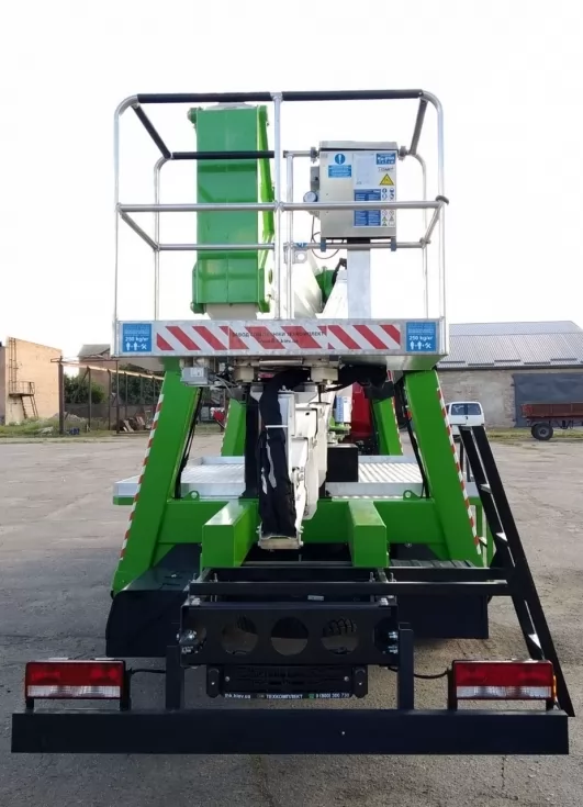 Зроблено нову 28-метрову автовишку Comet на базі JAC N120, фото 4