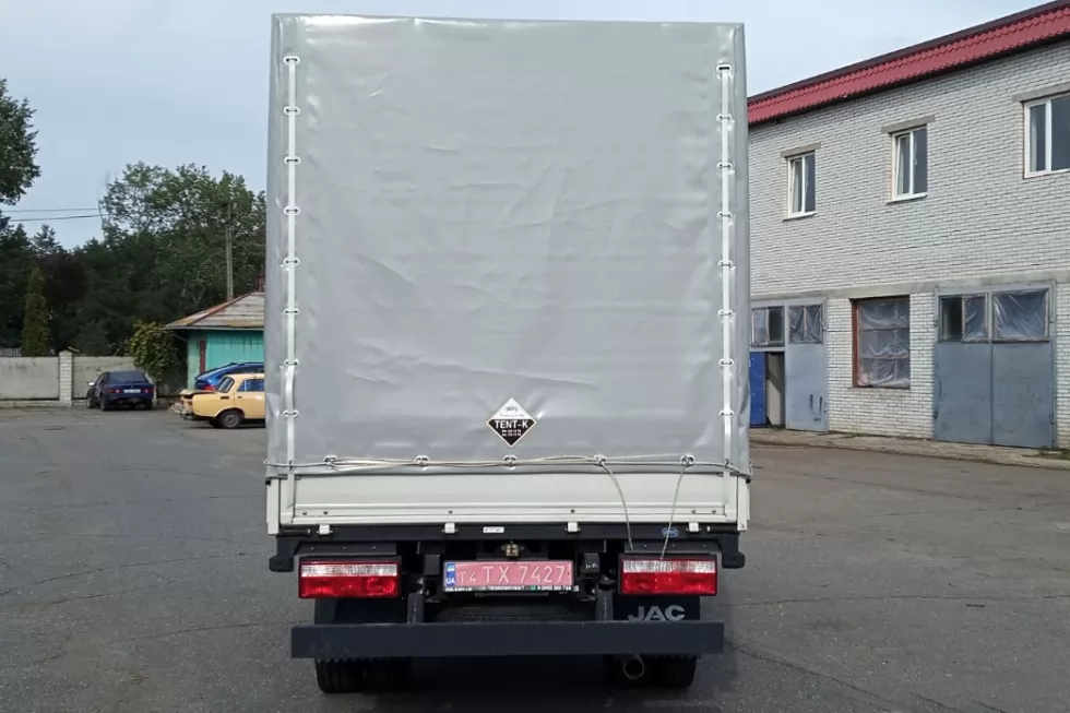 Виготовлено 7 тентованих бортових платформ на базі JAC N56, фото 8