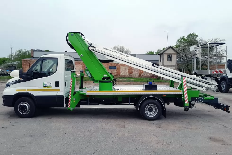 На одному із хімзаводів Полтавщини працюватиме нова автовишка COMET з висотою 24 м, фото 8