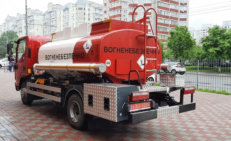 Славдорбуд придбав ще один автопаливозаправник 5 м<sup loading=