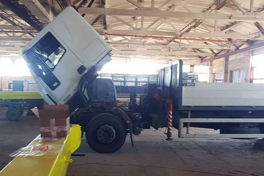 Сервісний центр успішно впорався з ремонтом крана-маніпулятора FASSI 130, фото 8