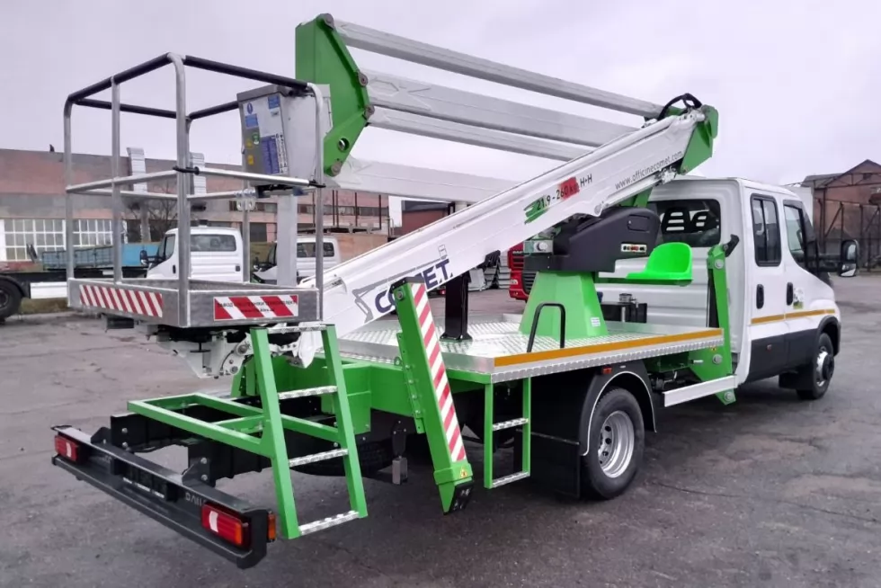 Зібрано нову автовишку COMET 21 | 2 | 9 HQ з комбінованою стрілою, фото 9