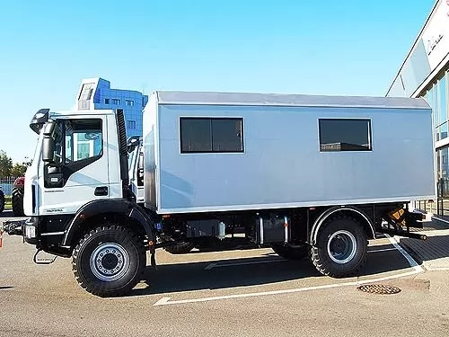 ТЕХКОМПЛЕКТ та AMAKO випустили вахтівки для українських енергетиків, фото 6