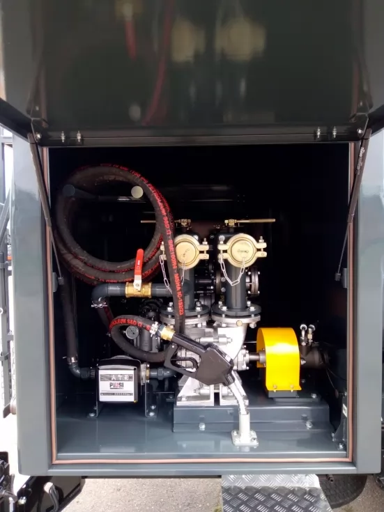 Для виготовлення фірмового АПЗ-5.0 вперше використано шасі JAC N90, фото 3