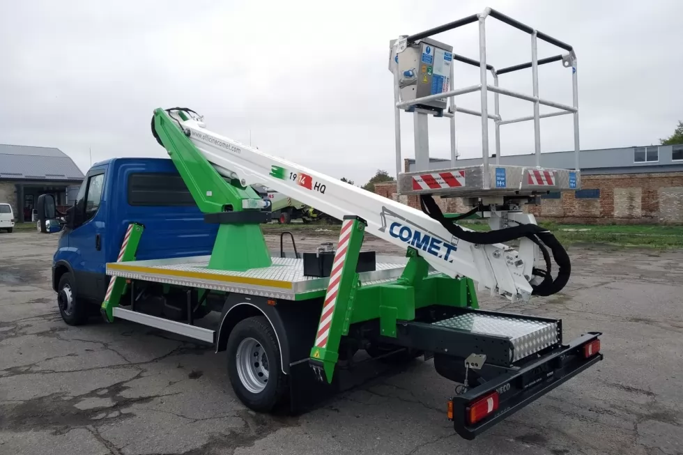 Виготовлено дві 18-метрові автовишки Comet на базі IVECO Daily, фото 6