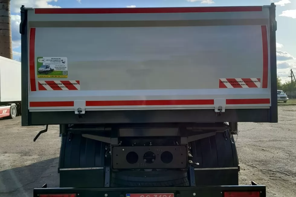 На базі JAC N200 виготовлено самоскид КОШМАНІВЕЦЬ з краном-маніпулятором, фото 3