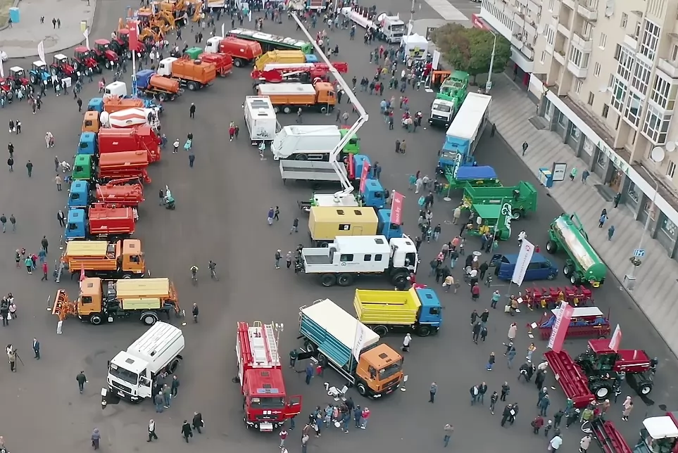 У Житомирі відбувається виставка великогабаритних машин спільного виробництва Україна-Білорусь, фото 19
