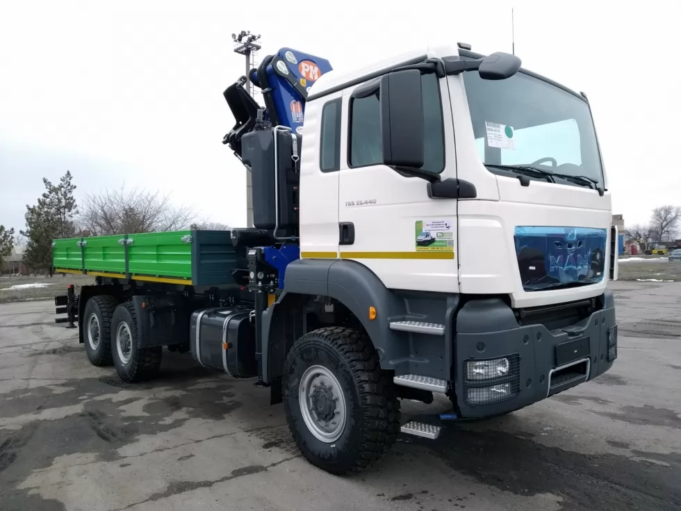 В Україні вперше зібрано та встановлено на MAN 10-тонні крани-маніпулятори PM, фото 3