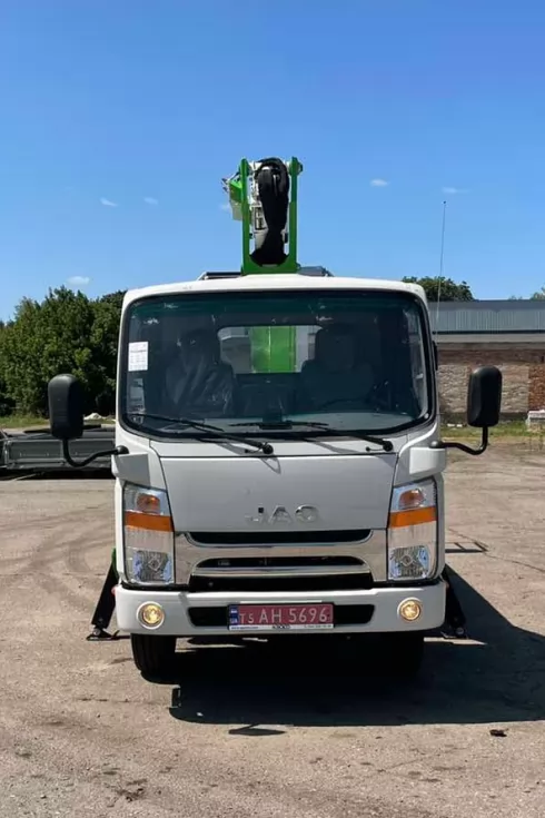 На Заводі спецтехніки Техкомплект вперше використали шасі JAC для монтажу автовишки Comet, фото 24