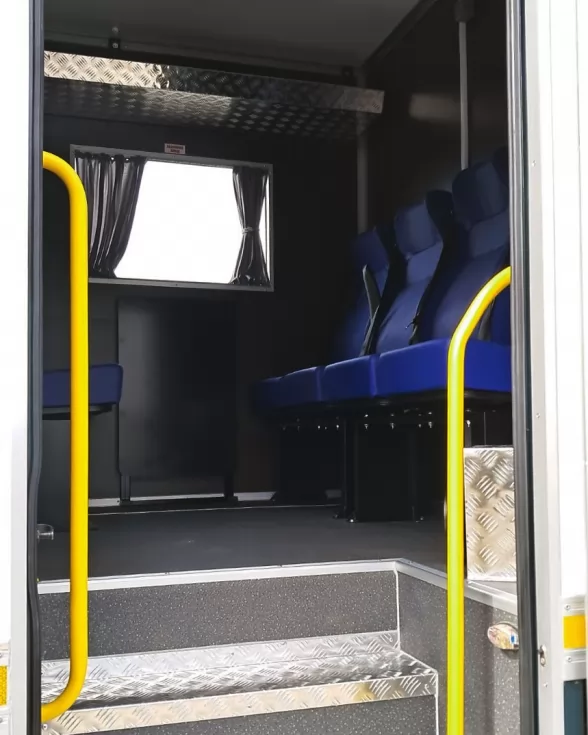 Відновлювати газову інфраструктуру будуть вахтові автобуси на шасі IVECO Eurocargo ML110E25WS 4х4, фото 9