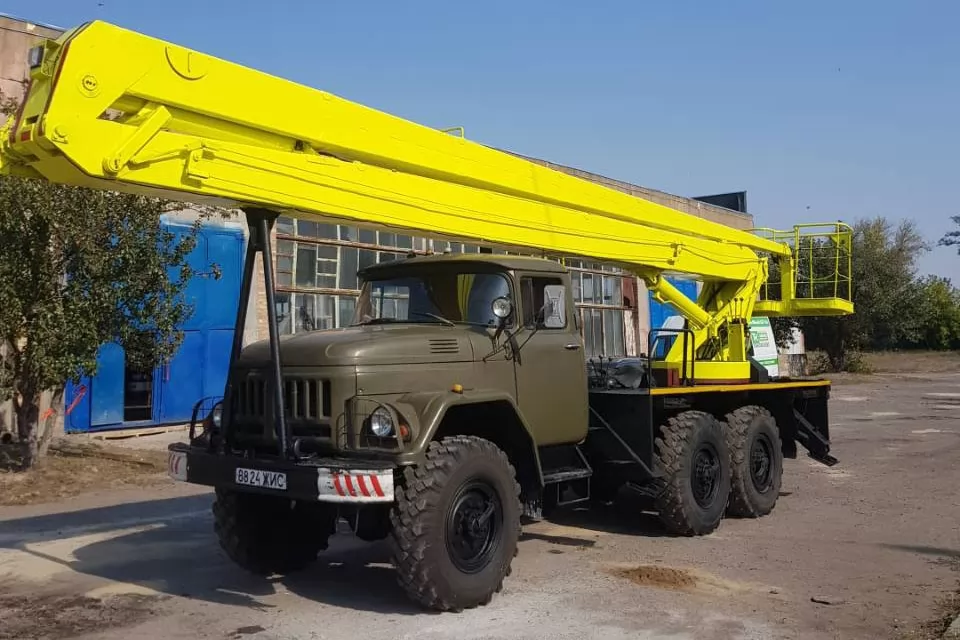 Техкомплект виконав капремонт ліктьового автогідропідйомника ВС-22-01 на базі ЗІЛ-131, фото 24