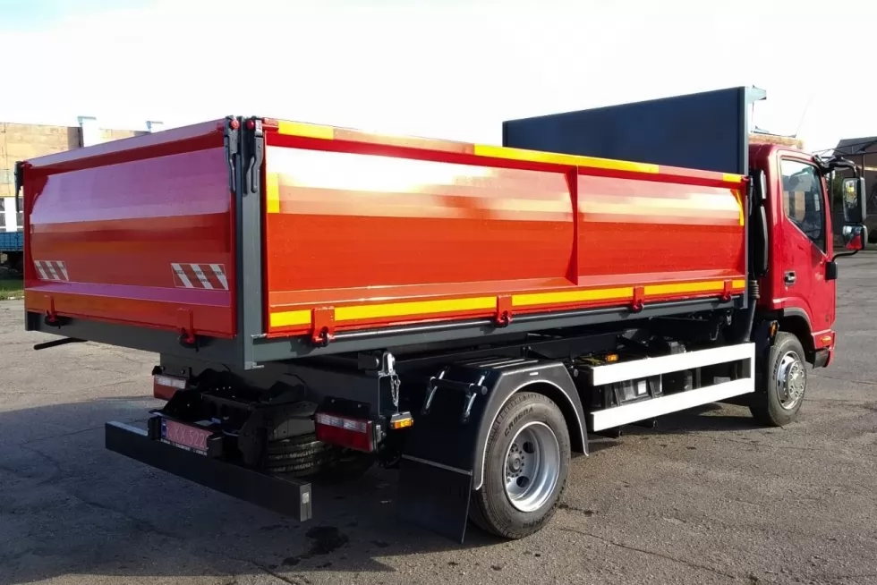 Виготовлено новий 4-тонний самоскид на базі JAC N82, фото 3