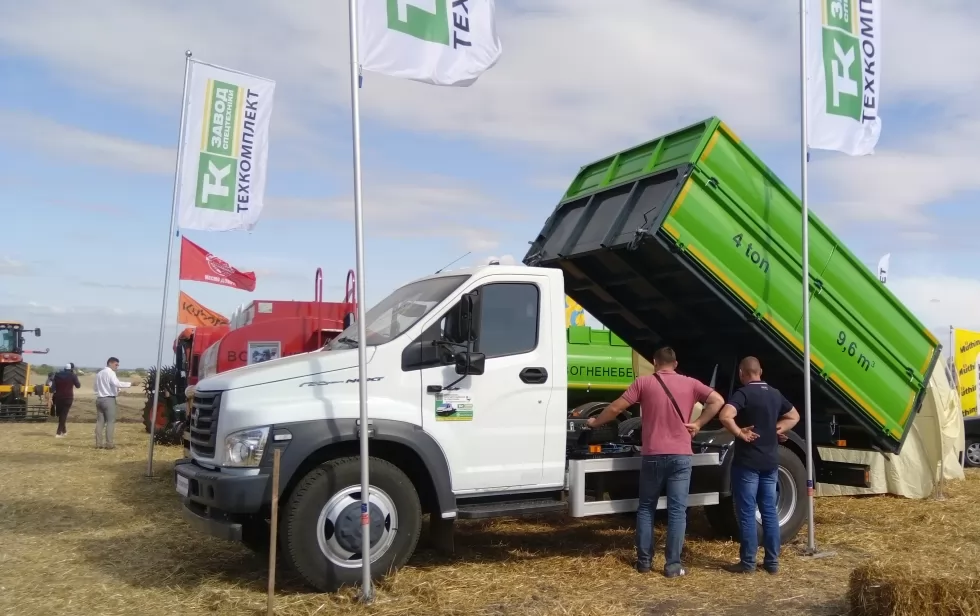Завод спецтехніки Техкомплект успішно воював у Битві Агротитанів 2019, фото 7