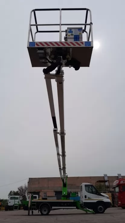 На одному із хімзаводів Полтавщини працюватиме нова автовишка COMET з висотою 24 м, фото 7