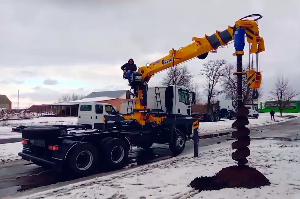 Виготовлено нову бурокранову машину з краном-маніпулятором XCMG, фото 3