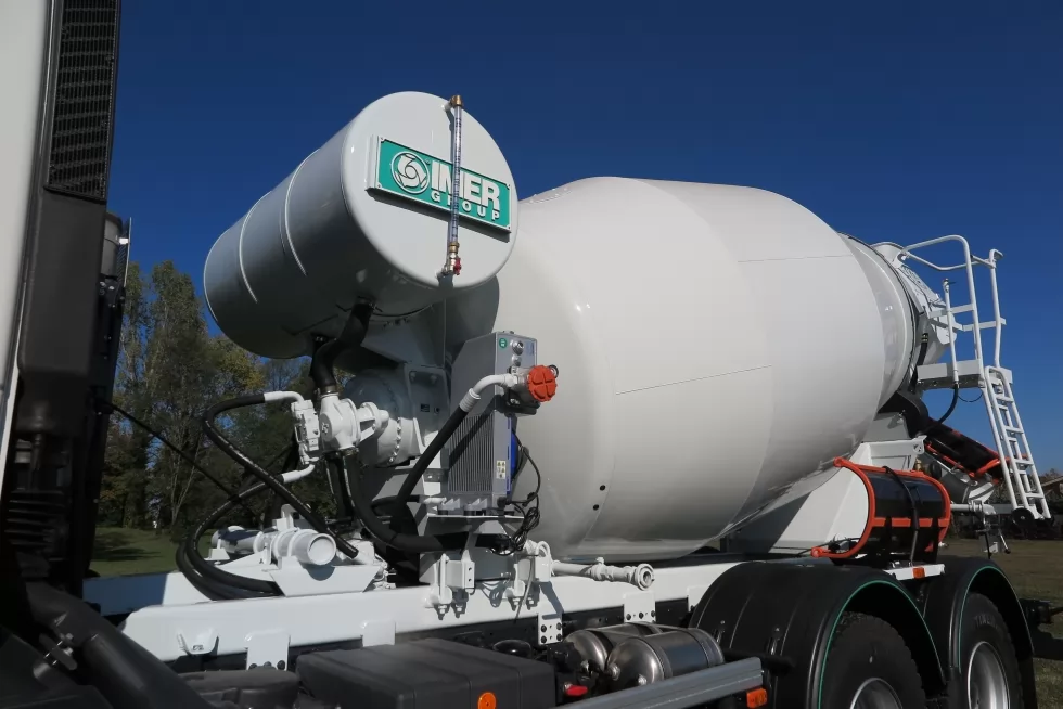 Ще на кубометр бетону більше, фото 21