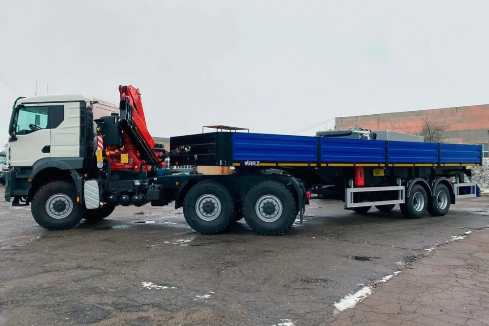 платформа з бортами і КМУ купити в Україні