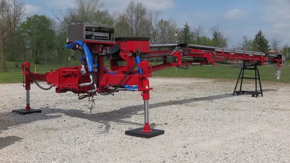 У продаж в Україні надійшли стрічкові конвеєри IMER L&T для бетону, фото 2