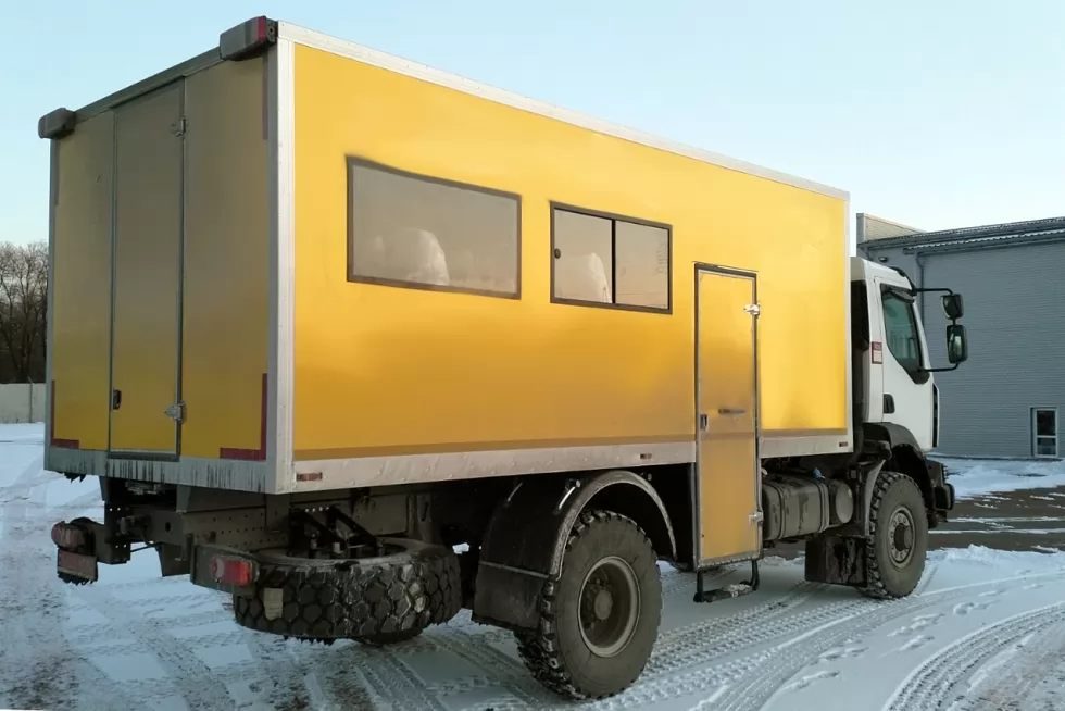 14 нових вахтувань на базі Renault D12 (4х4) передано на три ГЗК компанії Метінвест, фото 9