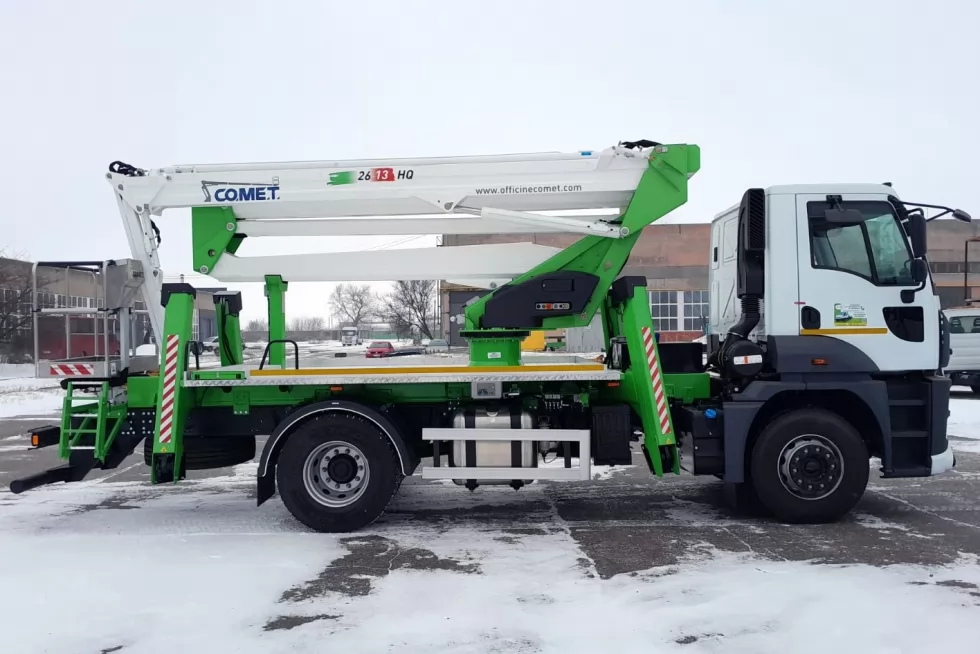 На базі FORD зібрано нову автовишку COMET 26 | 2 | 13 HQ JIB з комбінованою стрілою, фото 4