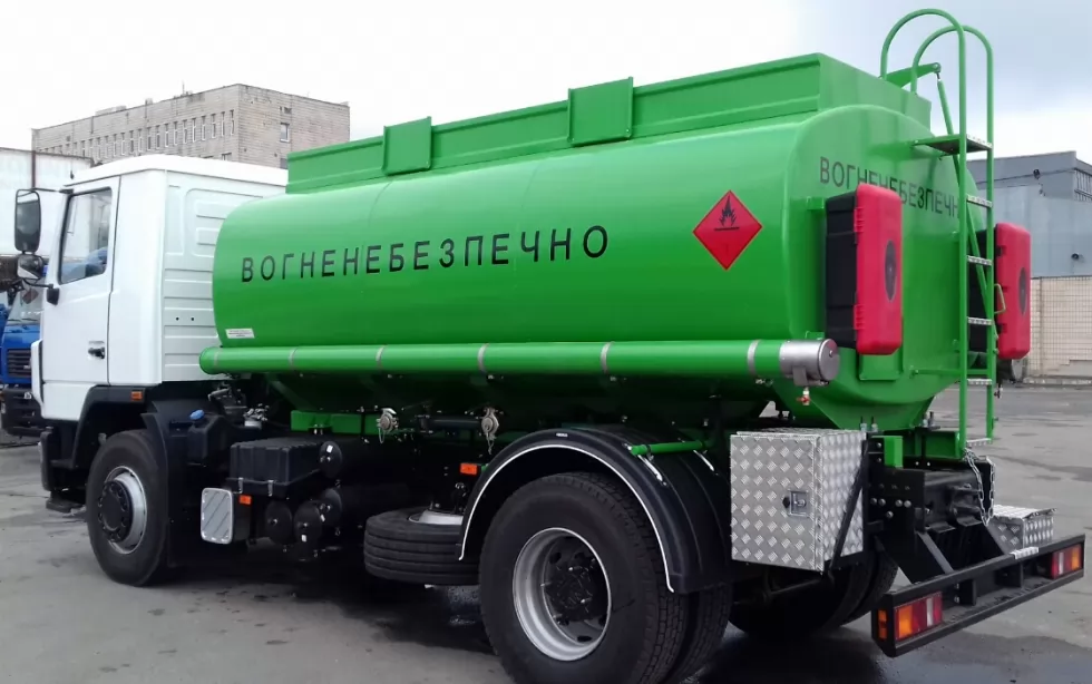 Техкомплект освоїв виробництво автопаливозаправників із цистернами понад 10 кубометрів, фото 7