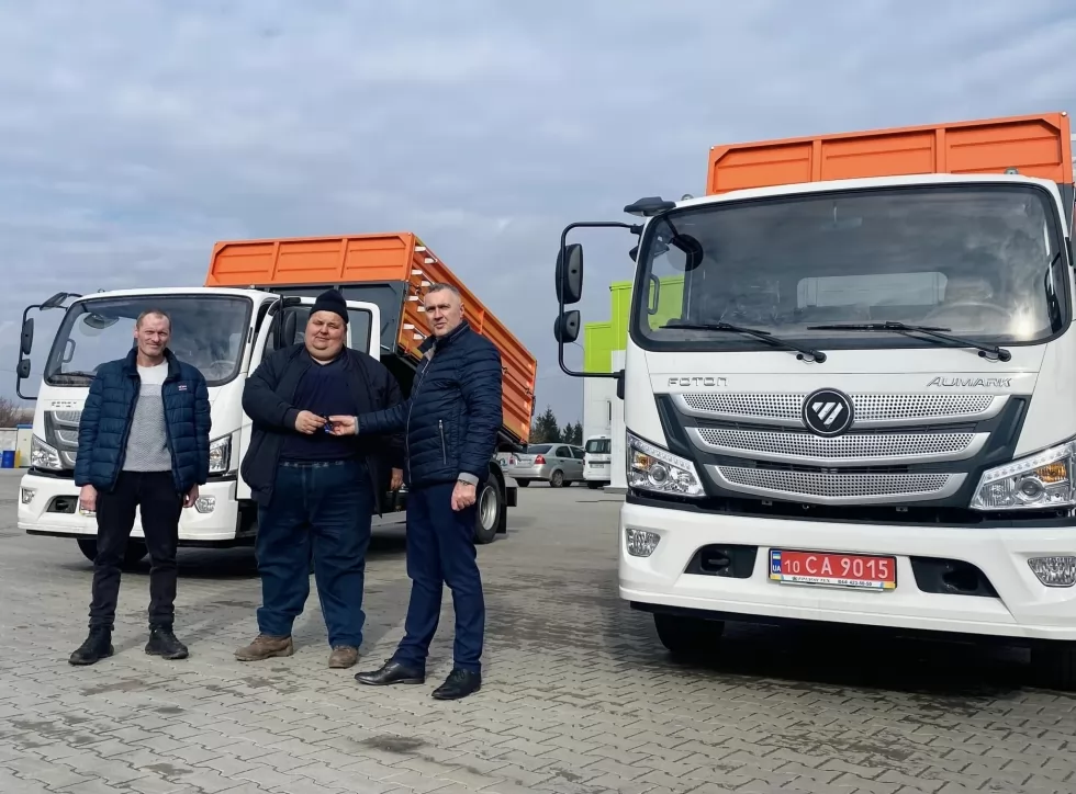 Наш партнер ЕРІДОН ТЕХ відвантажив 2 самоскиди та автопаливозаправник на базі FOTON Aumark, фото 1