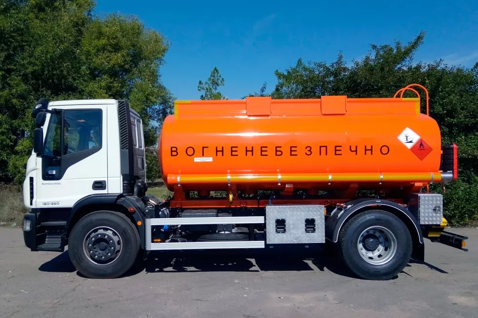 ДК АВТОСТРАДА придбала ще один новий автопаливозаправник на базі IVECO Eurocargo, фото 3