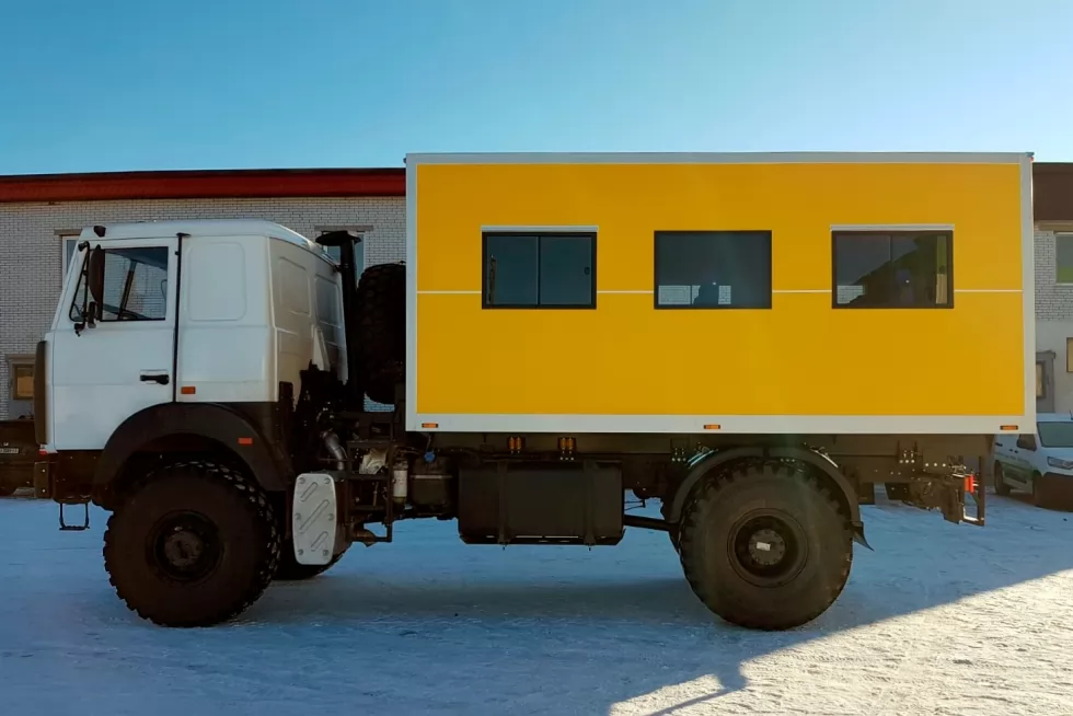 Виготовлено новий вахтовий автобус на базі МАЗ-5316 4х4., фото 2