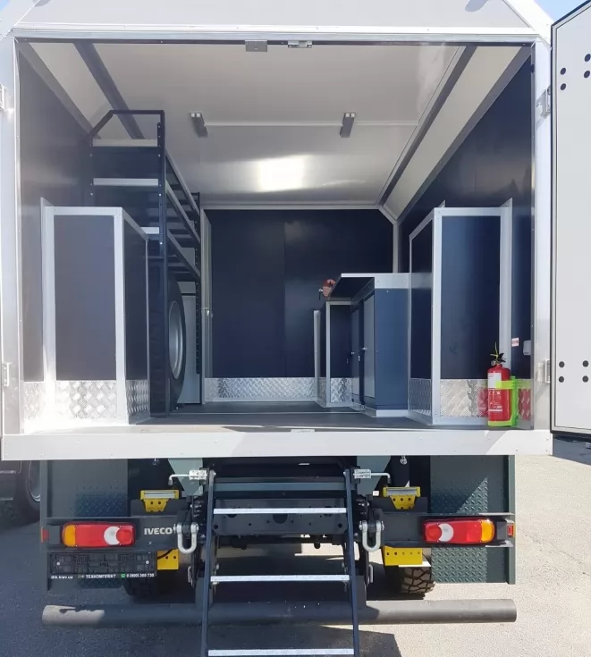 Для служб Полтаваобленерго виготовлено два нових бригадних автомобіляі на IVECO EUROCARGO ML 110 4Х4, фото 5