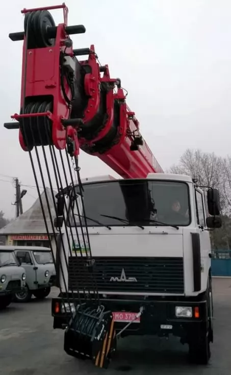 В Україні налагоджено крупновузлове складання автокранів Palfinger Sany, фото 1