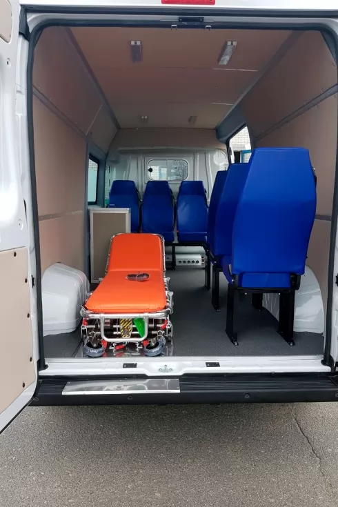 Техкомплект виготовив 10 автомобілів швидкої допомоги для Житомирщини, фото 4