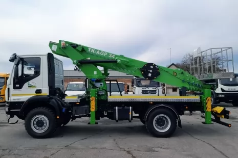 Енергетики з Сумиобленерго користуватимуться автовишкою 34 м на базі IVECO Eurocargo