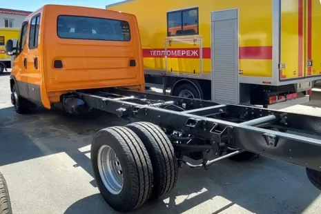 В наявності - нові вантажні шасі від відомих світових виробників